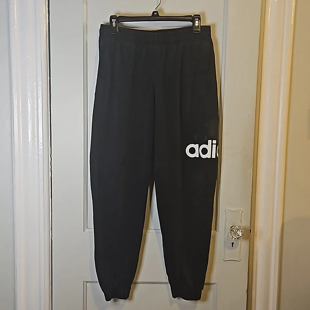 Men's Adidas Essential Logo Jogger- L